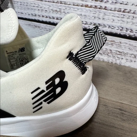 New Balance Women's Dynasoft Nergize V3 Cross Trainer - Picture 6 of 6